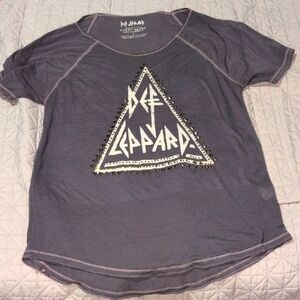Lucky Brand Gray Short Sleeve Tee with Geometric Graphic